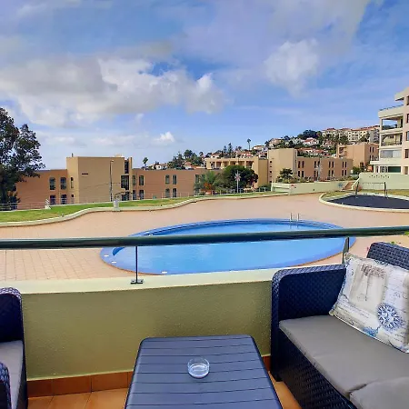 The Seaview By Lovelystay Daire Caniço