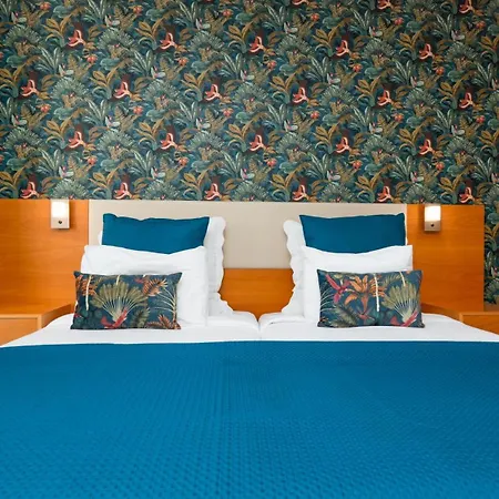 The Seaview By Lovelystay Caniço