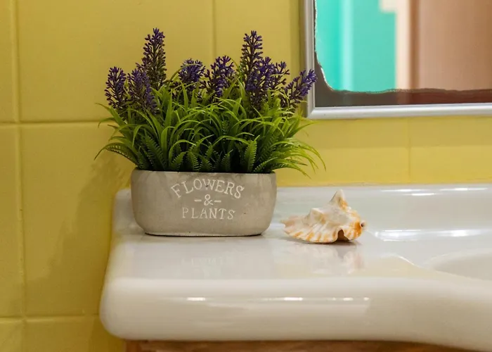 The Seaview By Lovelystay Daire