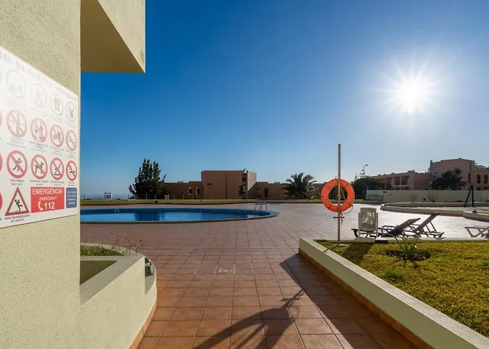 The Seaview By Lovelystay Daire