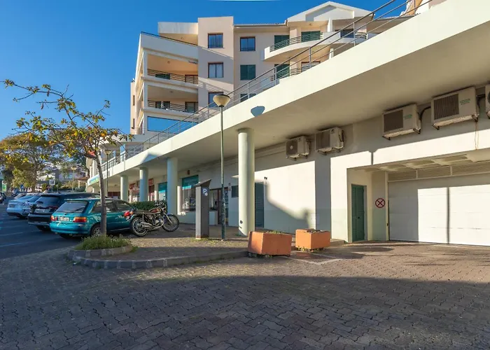 The Seaview By Lovelystay Daire *